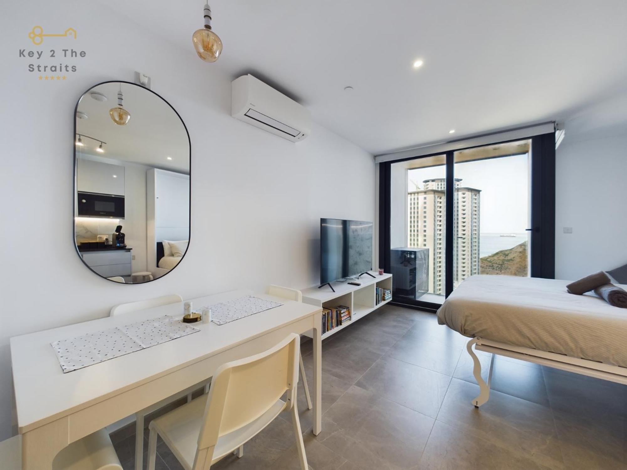 Luxury Sunrise Beach And Oceanview Room With Balcony Gibraltar Extérieur photo