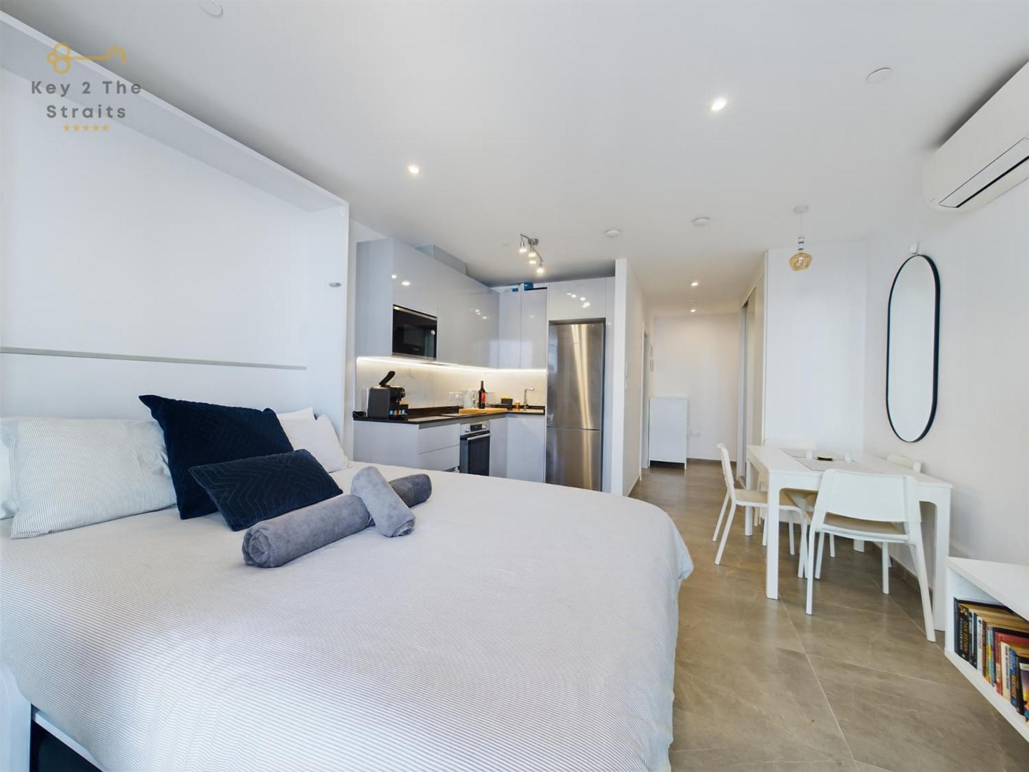 Luxury Sunrise Beach And Oceanview Room With Balcony Gibraltar Extérieur photo